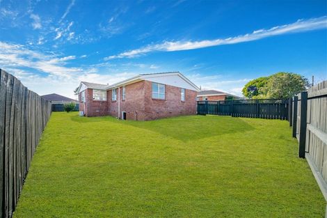 Photo of property in 68 Old Wairoa Road, Papakura, 2110