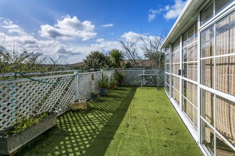 Photo of property in 889 Beach Road, Waiake, Auckland, 0630