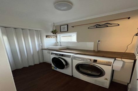 Photo of property in 2 Simon Street, Feilding, 4702
