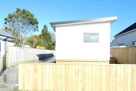 Photo of property in 26 Romilly Street, Westport, 7825