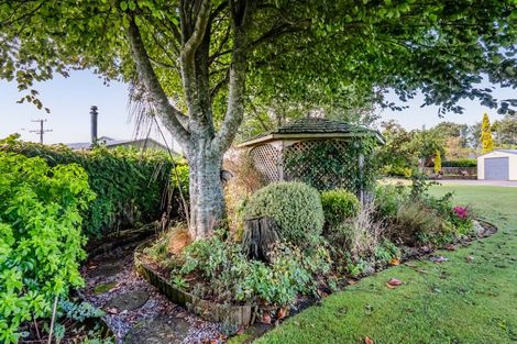 Photo of property in 37 Pembroke Road East, Stratford, 4332