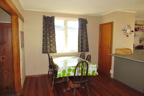 Photo of property in 82 Cameron Crescent, Masterton, 5810