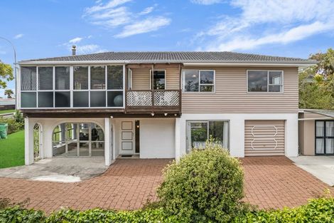 Photo of property in 4 Seakens Way, Glen Eden, Auckland, 0602