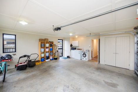 Photo of property in 64 Andrews Street, Foxton Beach, Foxton, 4815