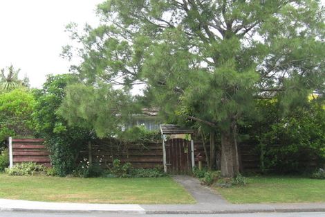 Photo of property in 2/214 Akatarawa Road, Birchville, Upper Hutt, 5018