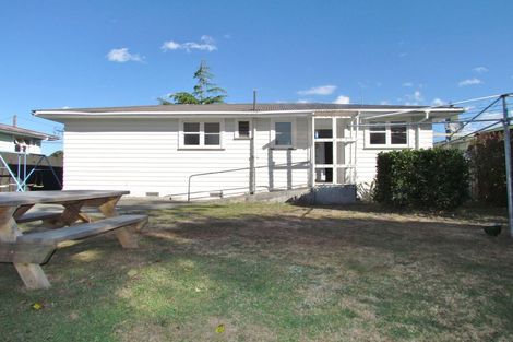 Photo of property in 82 Cameron Crescent, Masterton, 5810
