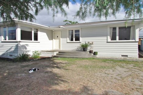 Photo of property in 82 Cameron Crescent, Masterton, 5810