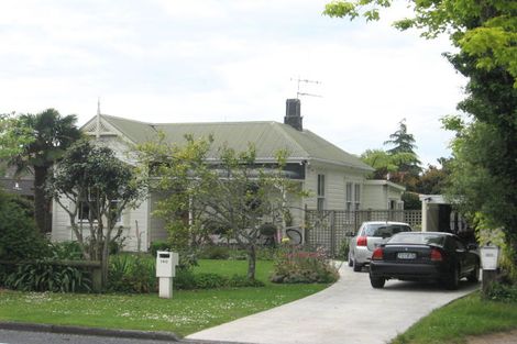 Photo of property in 140 Williams Street, Cambridge, 3434