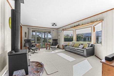 Photo of property in 5 Bosworth Street, Egmont Village, 4372