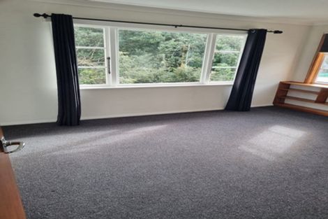 Photo of property in 12 Mahoe Street, Tawa, Wellington, 5028