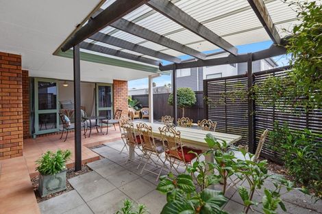 Photo of property in 15a Sandwich Road, St Andrews, Hamilton, 3200