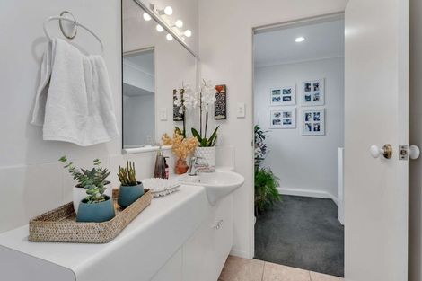 Photo of property in 4d Albert Street, Whitianga, 3510