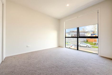 Photo of property in 6 Paina Crescent, Massey, Auckland, 0614