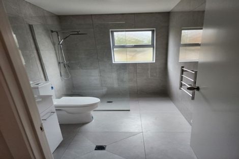 Photo of property in 46 Spinnaker Drive, Te Atatu Peninsula, Auckland, 0610