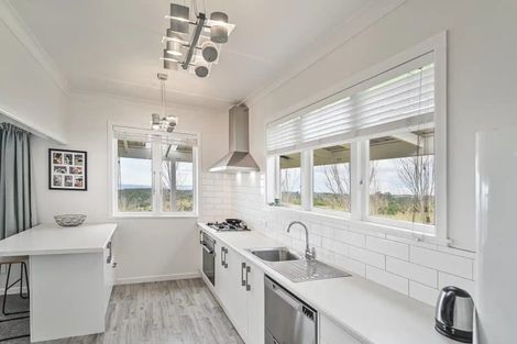 Photo of property in 438 Aropaoanui Road, Tangoio, Napier, 4181