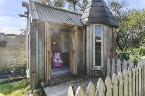 Photo of property in 5 Bosworth Street, Egmont Village, 4372