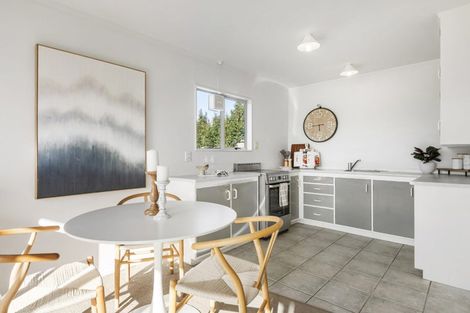 Photo of property in 8a Fordham Street, Beach Haven, Auckland, 0626