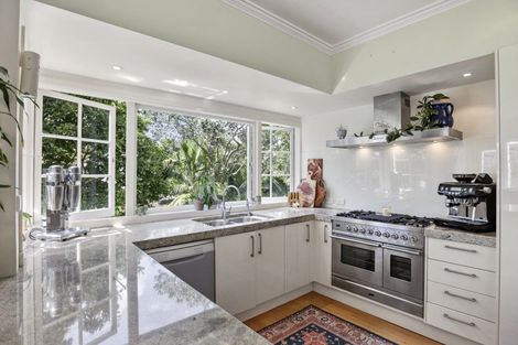 Photo of property in 1 Grove Road, Devonport, Auckland, 0624