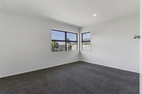 Photo of property in 24 Heyford Close, Mangere, Auckland, 2022