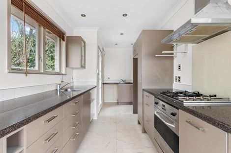 Photo of property in 19 Spence Road, Henderson, Auckland, 0612