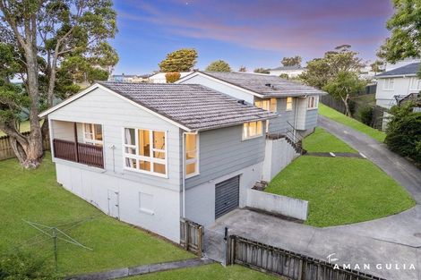 Photo of property in 18 Grandison Crescent, New Lynn, Auckland, 0600