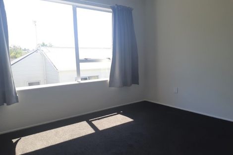 Photo of property in 1 Raelene Place, Massey, Auckland, 0614