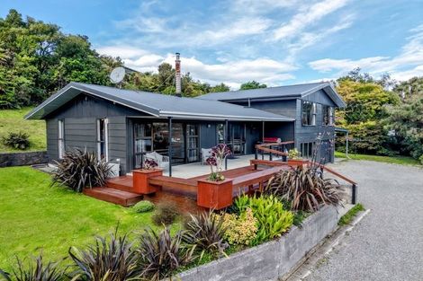 Photo of property in 33a Ward Street, Runanga, 7803