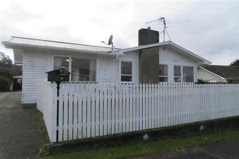 Photo of property in 8 Kaponga Street, Wainuiomata, Lower Hutt, 5014