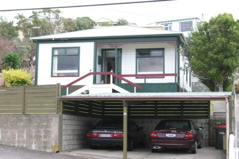 Photo of property in 62 Eden Street, Island Bay, Wellington, 6023