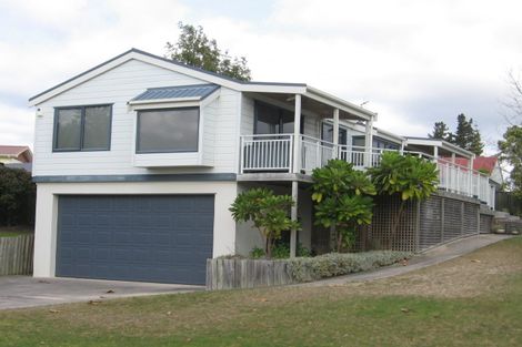 Photo of property in 11 Pleasant Place, Pauanui, Hikuai, 3579