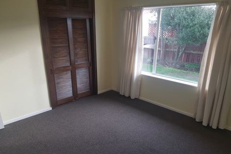 Photo of property in 2/7a Glen Place, Parklands, Christchurch, 8083