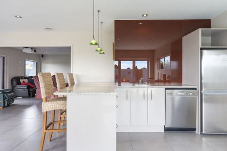 Photo of property in 7 Elizabeth Place, Mairangi Bay, Auckland, 0630