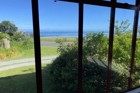 Photo of property in 4 Golden Sands Road, Barrytown, Runanga, 7873