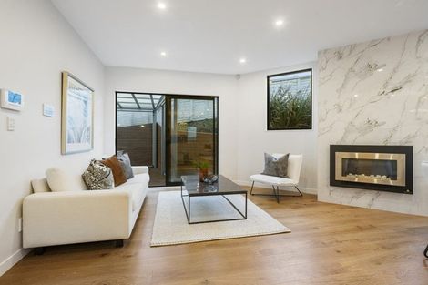 Photo of property in 12 Tawatawa Street, Long Bay, Auckland, 0630