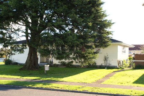 Photo of property in 33 Mayflower Close, Mangere East, Auckland, 2024