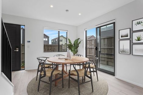 Photo of property in 9 Chartreuse Road, Rosehill, 2113