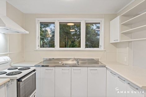 Photo of property in 18 Grandison Crescent, New Lynn, Auckland, 0600