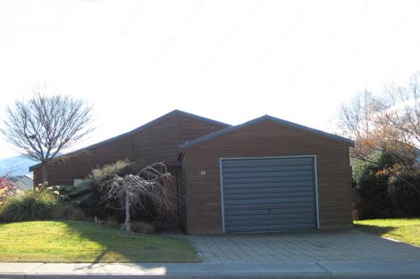 Photo of property in 12 Kings Drive, Wanaka, 9305