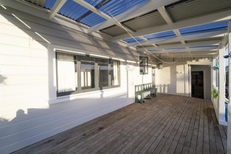 Photo of property in 25 Milmoe Street, Hawera, 4610