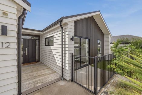 Photo of property in 12 Mida Close, Papamoa Beach, Papamoa, 3118