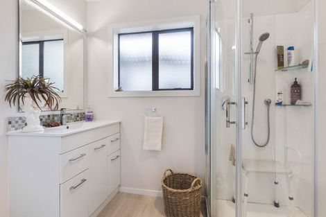 Photo of property in 142a Rata Street, Inglewood, 4330