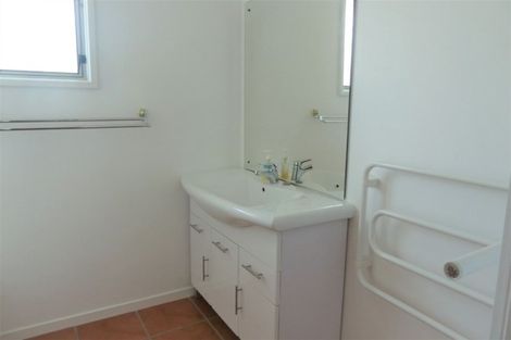 Photo of property in 1 Huia Street, Waikawa, Picton, 7220