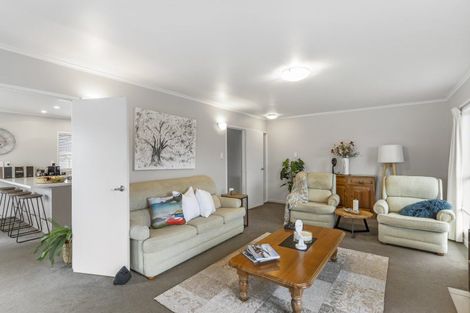 Photo of property in 15 Quebec Road, Milford, Auckland, 0620