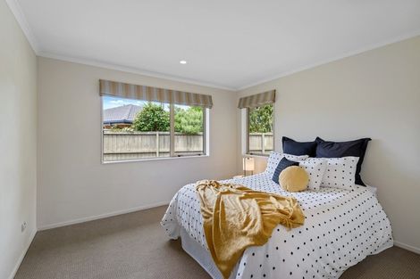 Photo of property in 11 Epsom Drive, Rangiora, 7400