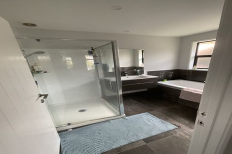 Photo of property in 12 Lamborn Drive, Papakura, 2110