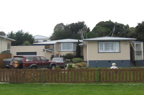 Photo of property in 16 Read Street, Levin, 5510