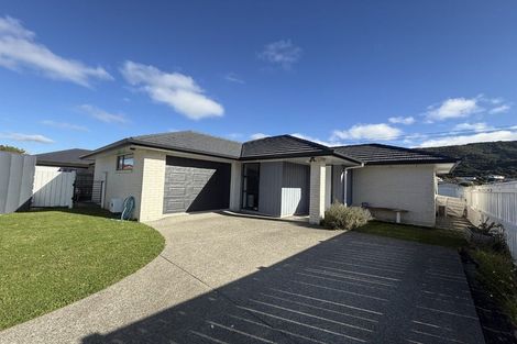 Photo of property in 34 Te Ara O Toroa, Wainuiomata, Lower Hutt, 5014