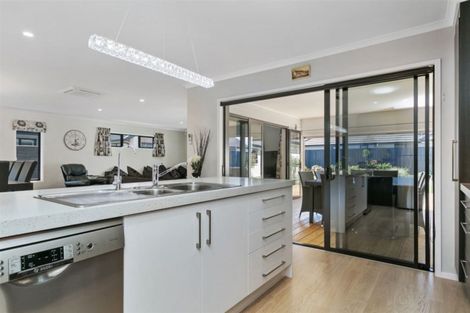 Photo of property in 39a Norfolk Drive, Cambridge, 3434