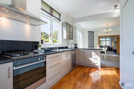 Photo of property in 49f1 Puriri Street, Woburn, Lower Hutt, 5010
