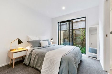 Photo of property in 3 Meg Lane, Glen Eden, Auckland, 0602